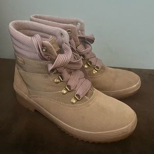 Keds Camp Boot blush color